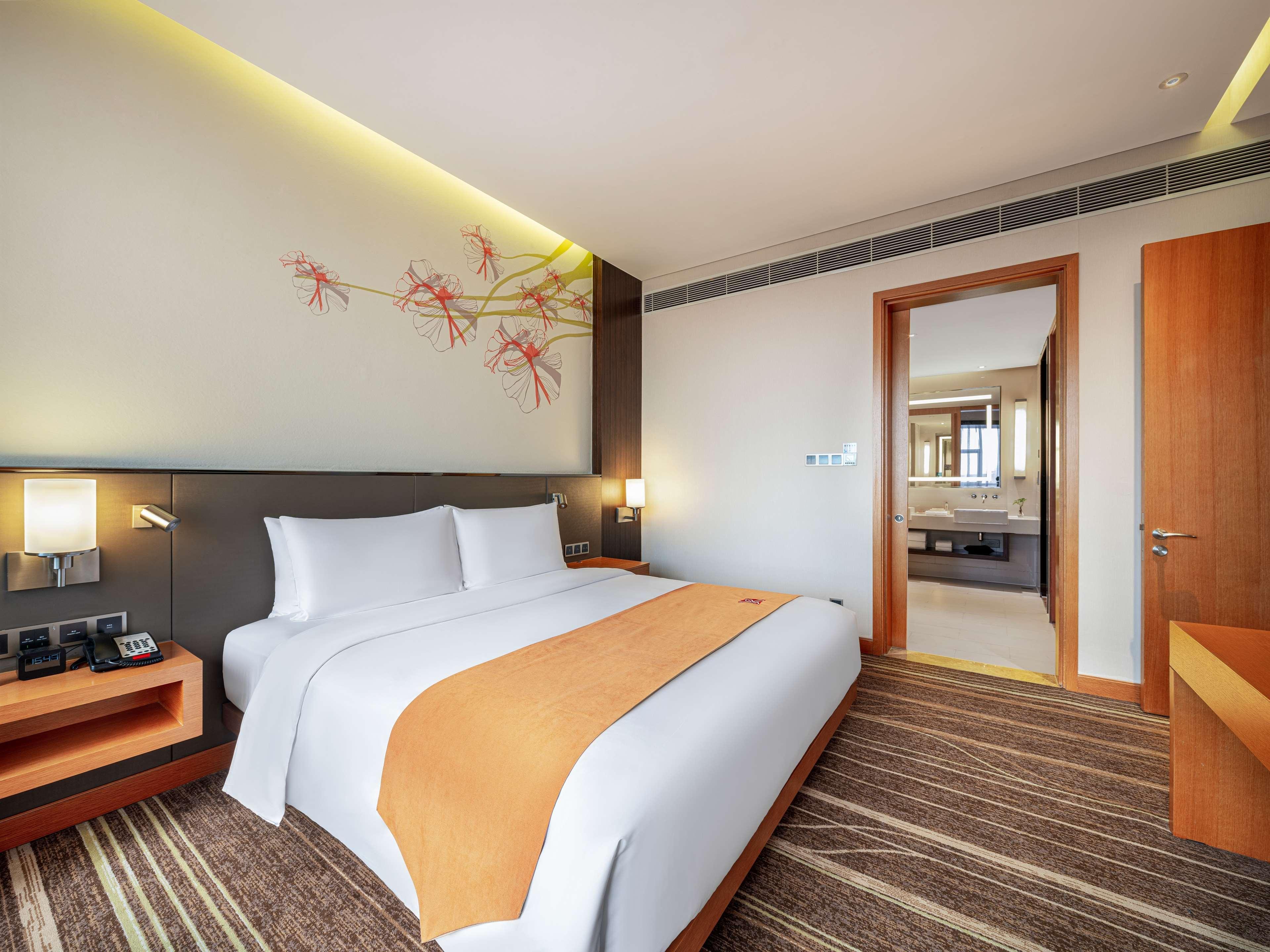 Hilton Garden Inn Chengdu Huayang Kültér fotó