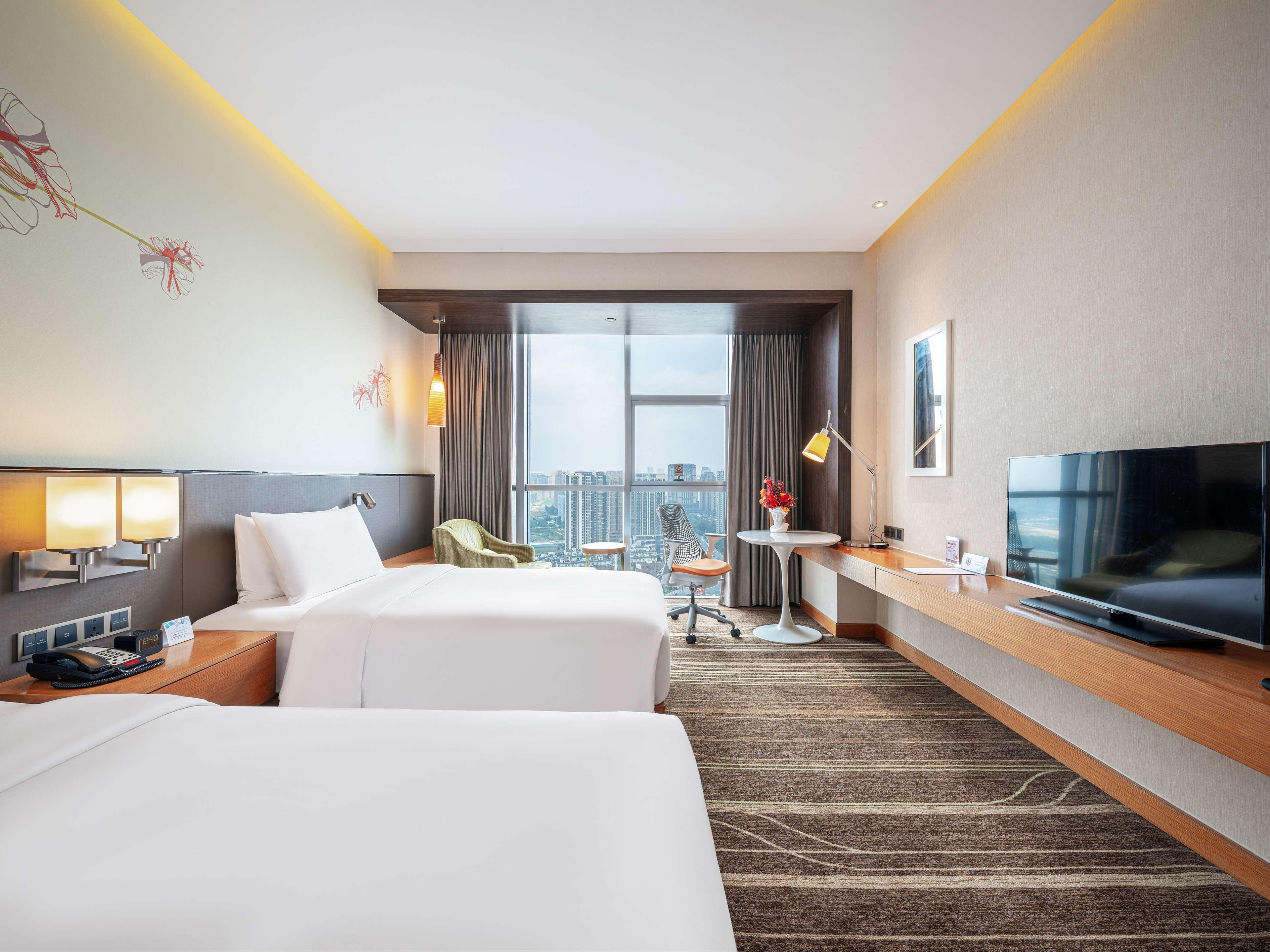 Hilton Garden Inn Chengdu Huayang Kültér fotó