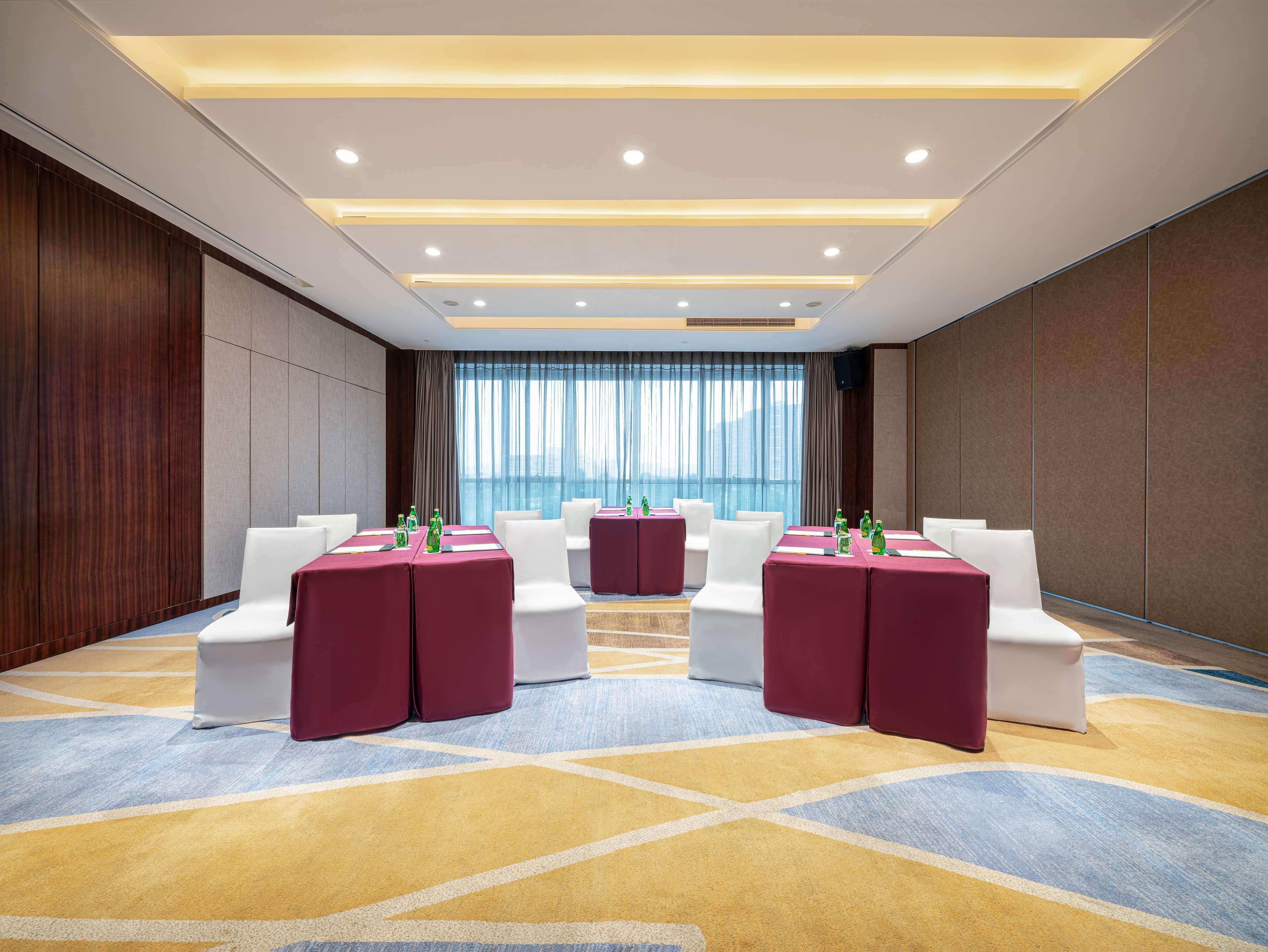 Hilton Garden Inn Chengdu Huayang Kültér fotó